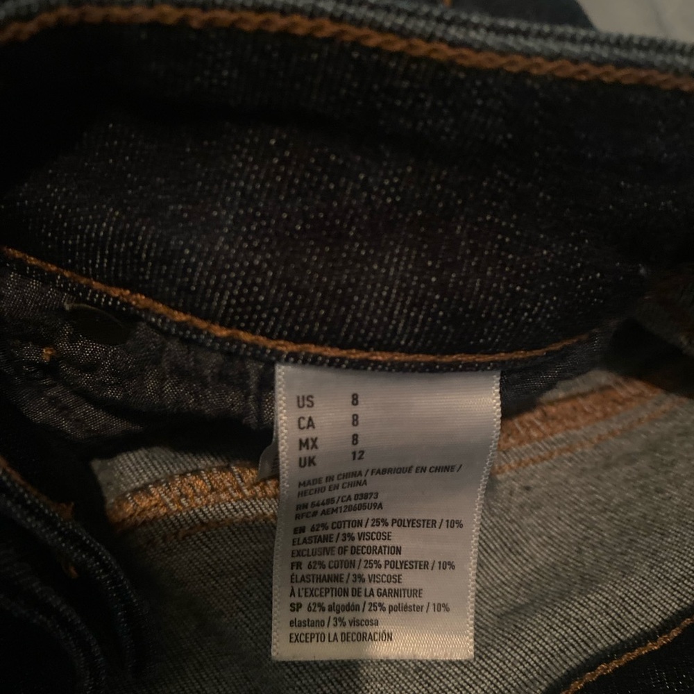 American Eagle Size 8  EUC Jean Shorts - Picture 3 of 4
